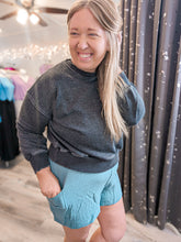 Load image into Gallery viewer, Pullover Crewneck